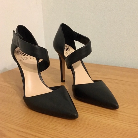 Vince Camuto Shoes - Vince Camuto Black High Heels